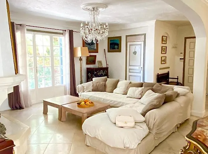 Villa Daurus *