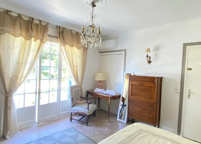 Daurus Villa *