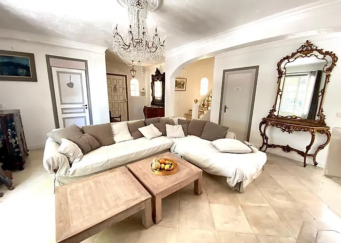Daurus Villa