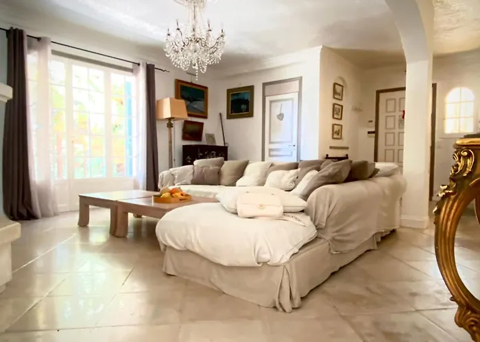 Villa Daurus *
